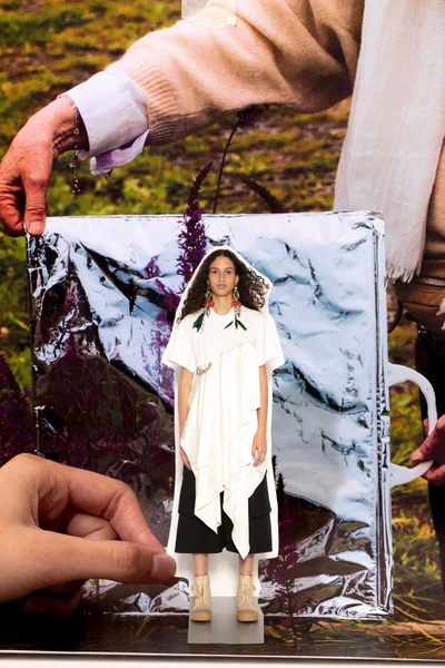 Look 4